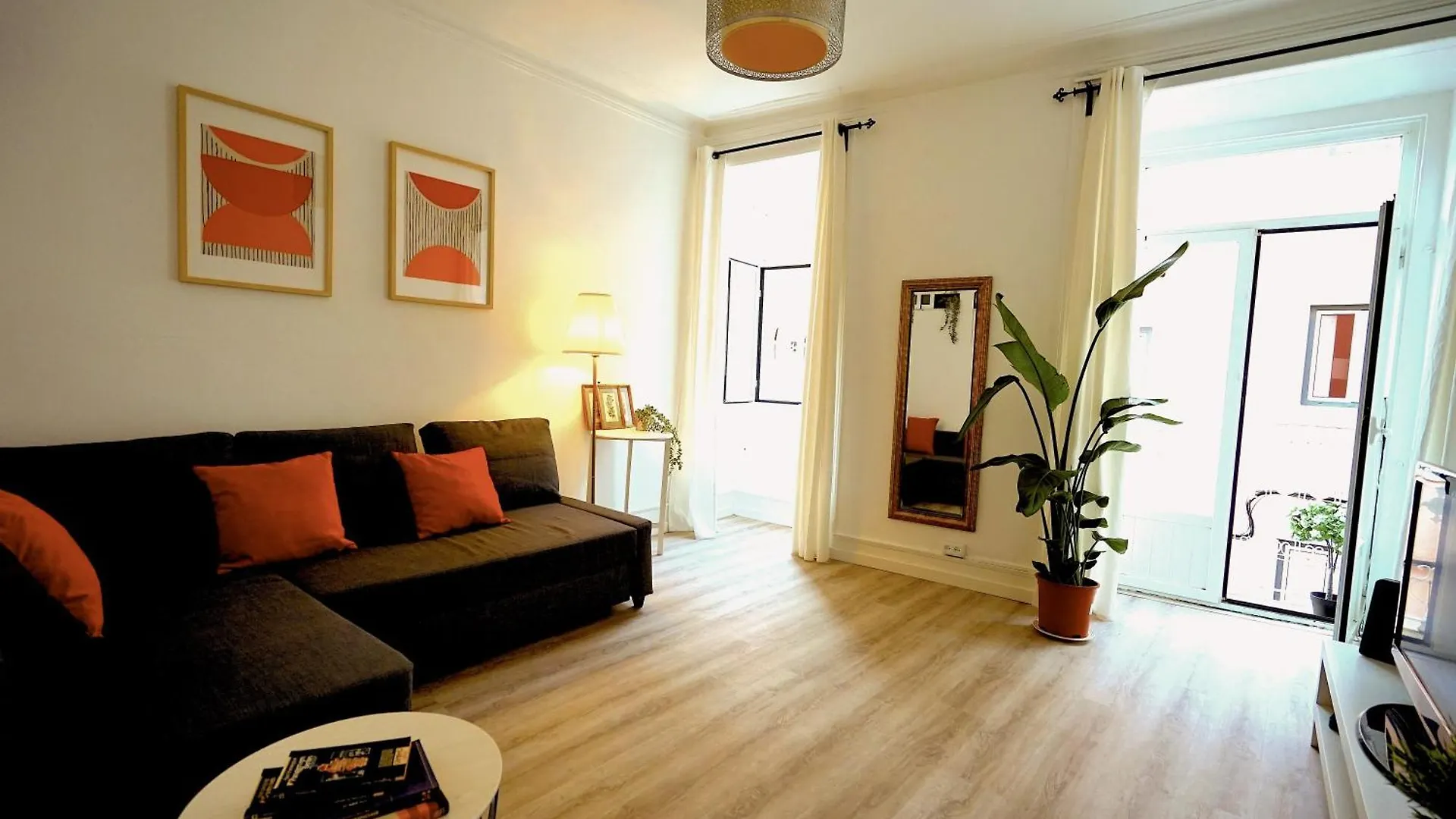 Cruz Cozy Apartment 1º Lisbon