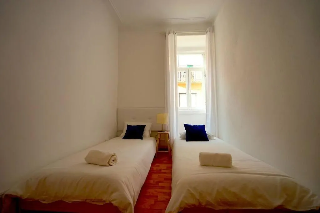 Cruz Cozy Apartment 1º Lisbon