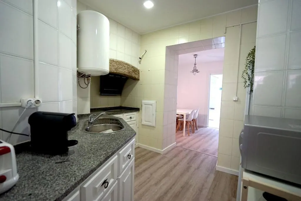 Cruz Cozy Apartment 1º Lisbon Portugal
