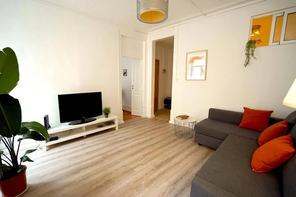Cruz Cozy Apartment 1º Lisbon